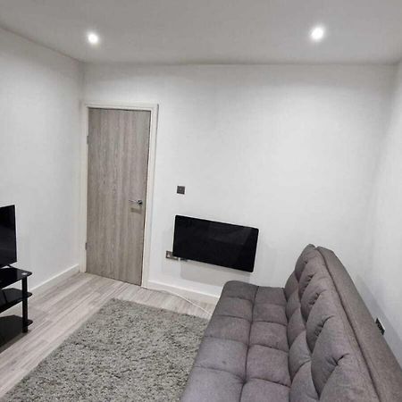 Skyview Strathnairn Apartment 1 كارديف المظهر الخارجي الصورة